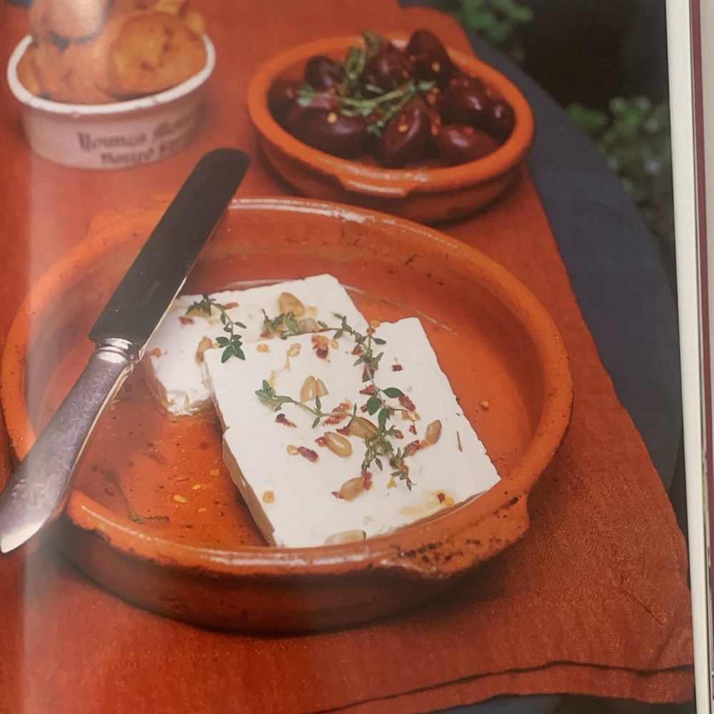 Book, Simple Soirées Cookbook - Picture 4 of 7